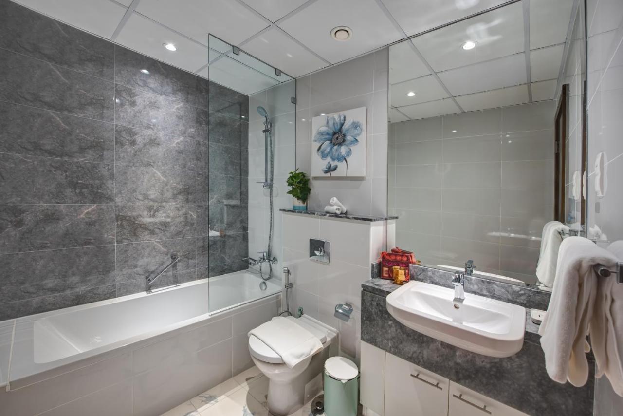 Durrani Homes - Lux 1Br At Al Habtoor Amna Tower Dubaj Kültér fotó